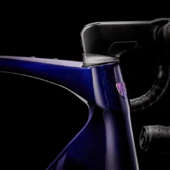 Trek Domane SL 6 ETap Gen 4 Diep Donkerblauw -Exporteren Rij Licht Winkel DomaneSL6eTap 23 36152 B Alt4