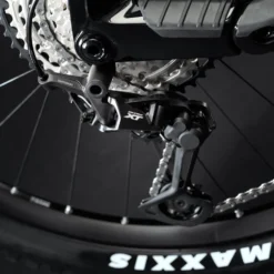 Haibike AllMtn CF 12 MTB Volledig - Glans Mat Dyn Rood Zwart 18 Haibike AllMtn CF 12 MTB Volledig - Glans Mat Dyn Rood Zwart -Exporteren Rij Licht Winkel Haibike MY22 Detail Rear Derailleur AllMtn CF 12